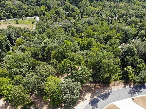 2nd image of 2802 Palisades Cir #26
