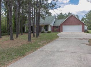 320 Lone Oaks Dr, Lufkin, TX 75901