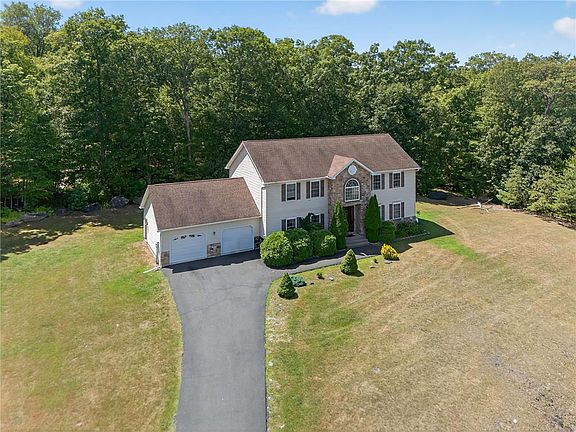 3rd image of 108 Peace Falls Rd