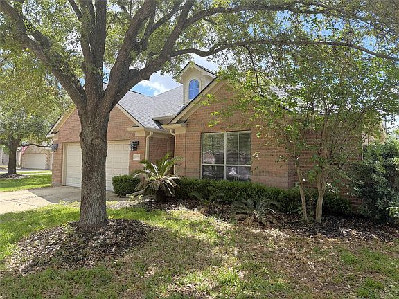 3rd image of 18219 Juniper Creek Ln