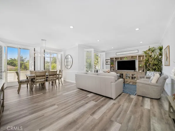 4949 Genesta Ave Unit 314, Encino, CA 91316