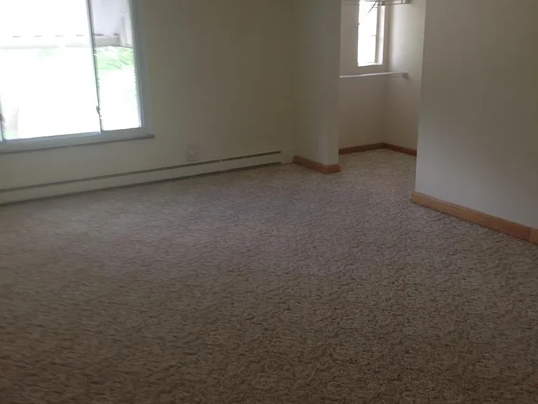 3615 Rugby Dr #4 — Photo 3
