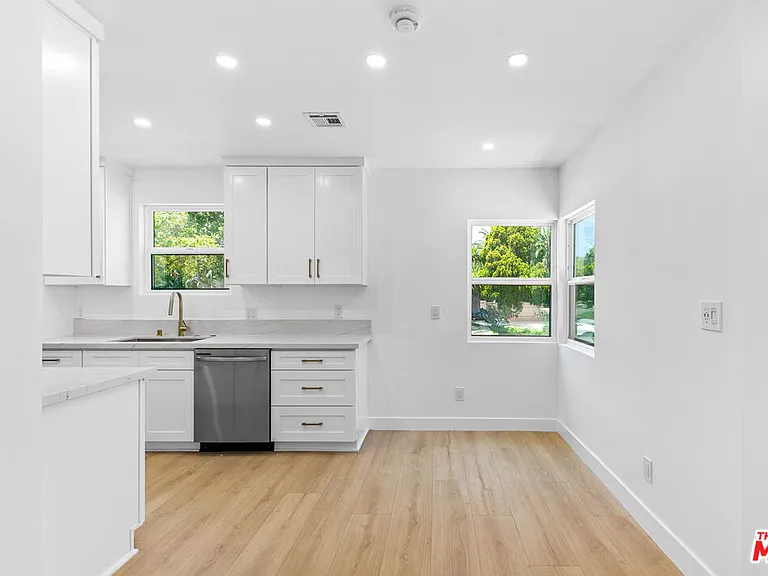 1722 Bel Aire Dr — Photo 11