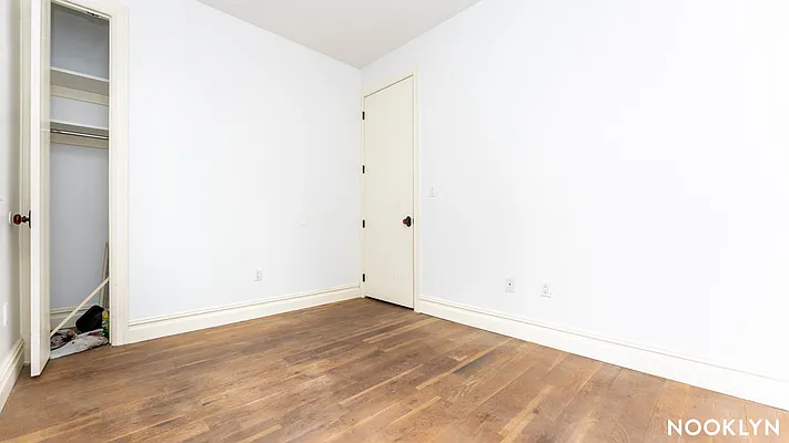 Rented by Nooklyn NYC LLC | media 44