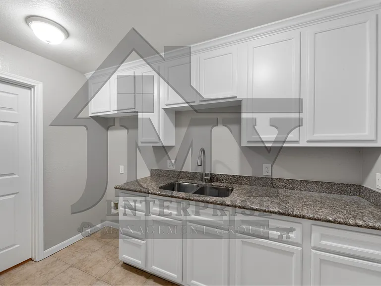 819 Tidwell Rd #A — Photo 9