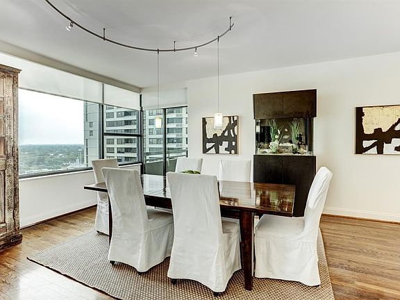 4th image of 14 Greenway Plz Unit 15O