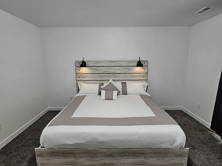 5142 W Duet Dr — Photo 7