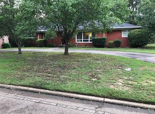 799 E Westbrook St, West Point, MS 39773