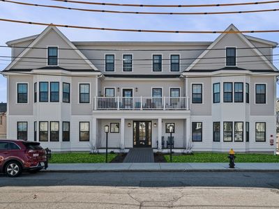 4 Anawan Ave SUITE 1, West Roxbury, MA, 02132