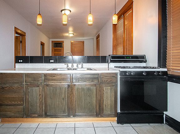 4th image of 6049 W 26th St
