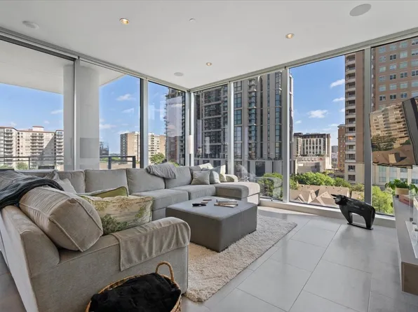 2900 McKinnon St APT 605, Dallas, TX 75201