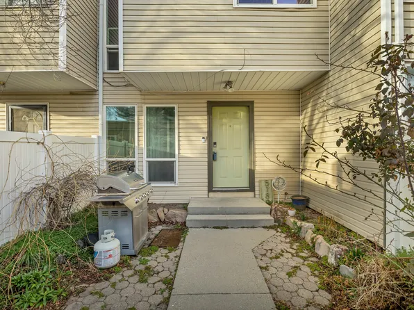 5189 S Gravenstein Park W, Salt Lake City, UT 84123