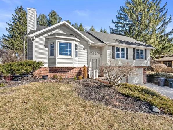 W5128 Bay Shore DRIVE, Elkhorn, WI 53121