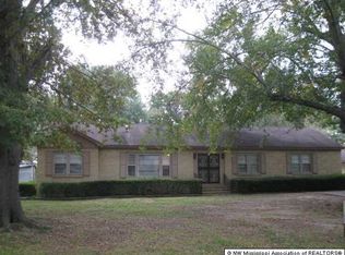 224 Pollard St, Batesville, MS 38606