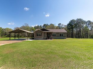 136 Salem School Rd, Collins, MS 39428