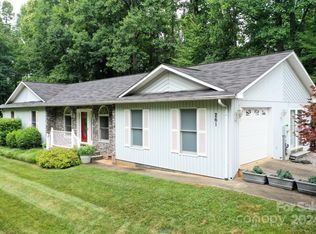 261 Holly Hills Rd, Sylva, NC 28779