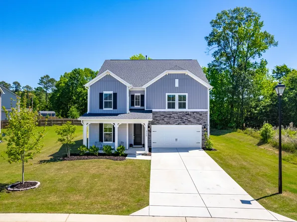 325 Porterfield Dr, Youngsville, NC 27596
