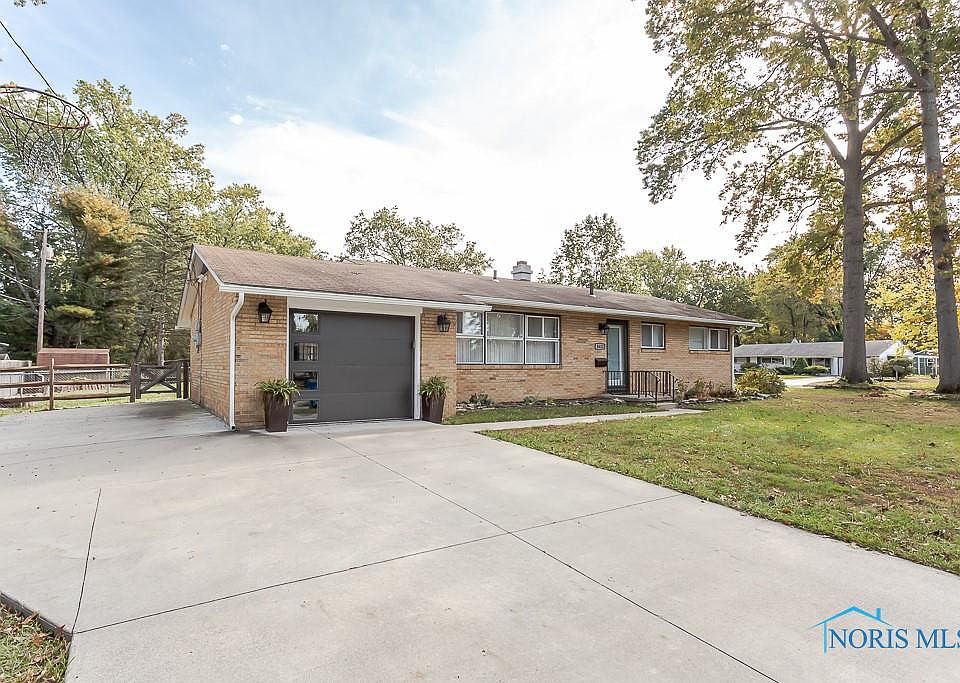 1st image of 4622 Oak Glen Dr