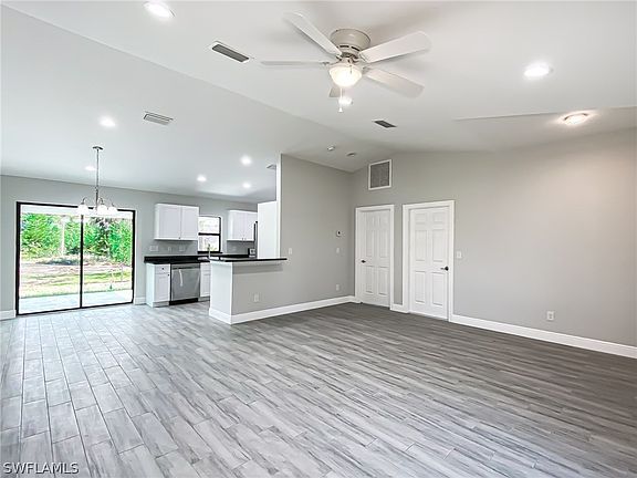 5th image of 1623 NE 35th Lane Cpe