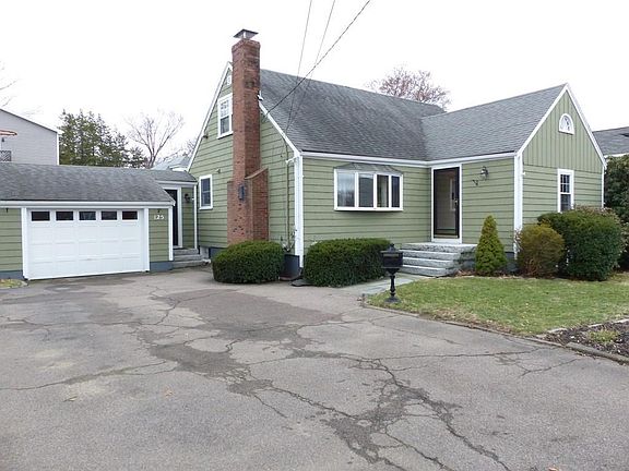2nd image of 125 Bunker Hill Ln
