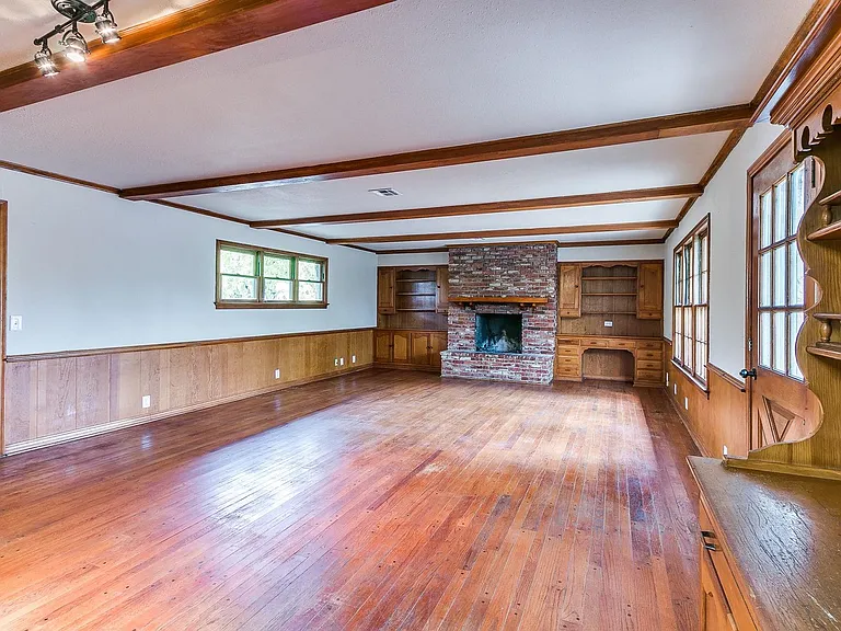 2221 Churchill Pl — Photo 29