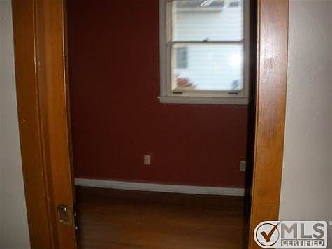 5th image of 1116 Dakota Ave