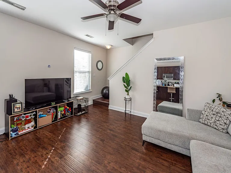 254 Chemistry Cir — Photo 11