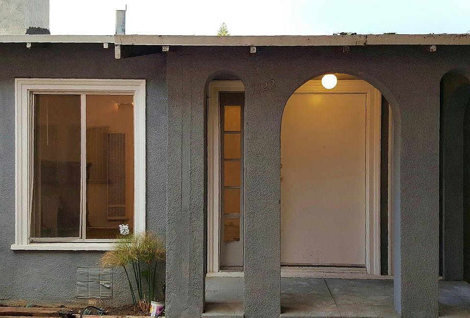 1st image of 1122 N Mariposa Ave