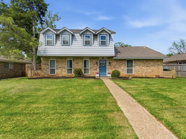 19 Whispering Ln, Hickory Creek, TX 75065
