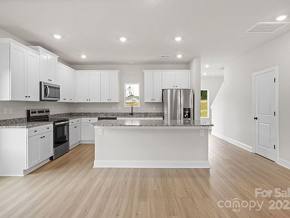 4th image of 7214 Jerimoth Dr