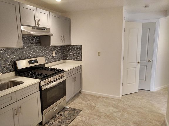 4th image of 550 E 88th St #G1