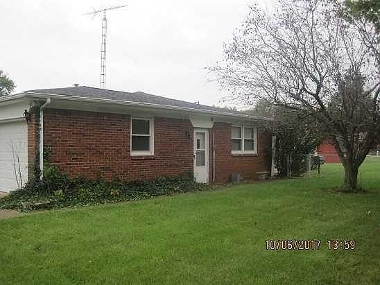 4th image of 410 E Christine Dr