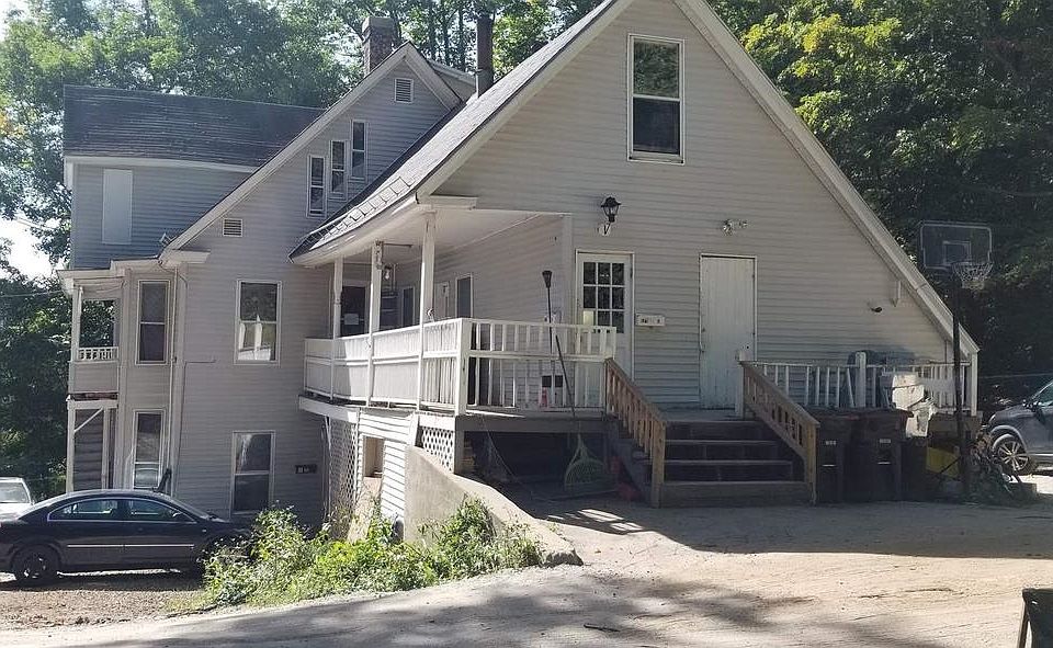 1st image of 140 School Street