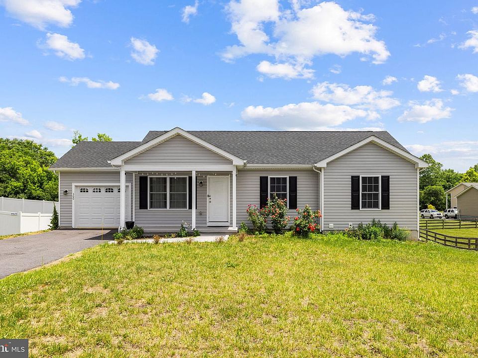 1st image of 300 Hannah Ln