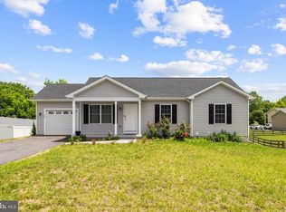 300 Hannah Ln, Bunker Hill, WV 25413