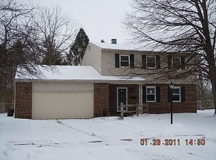 387 Overlook Dr, Waterville, OH 43566