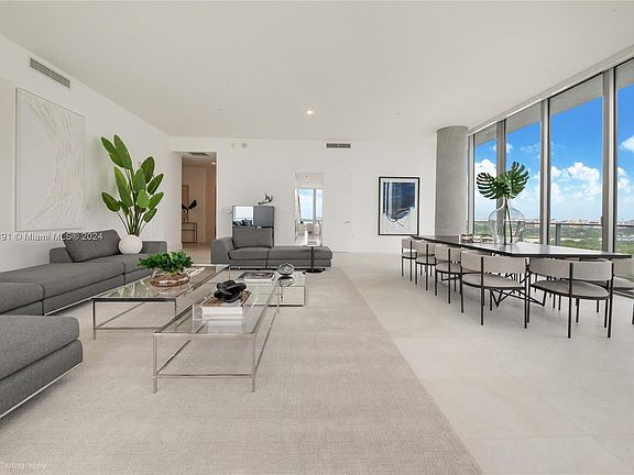 4th image of 2669 S Bayshore Dr Unit 1703N