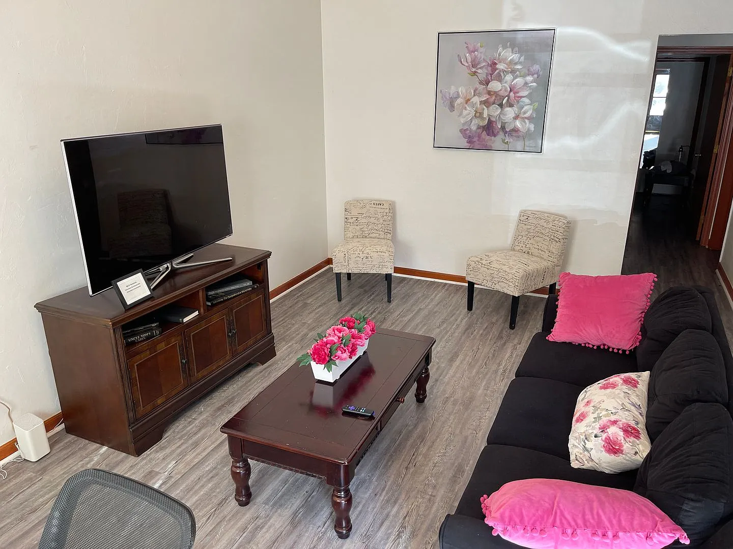 Cute 2 bedroom 1.5 bath townhome — Photo 4