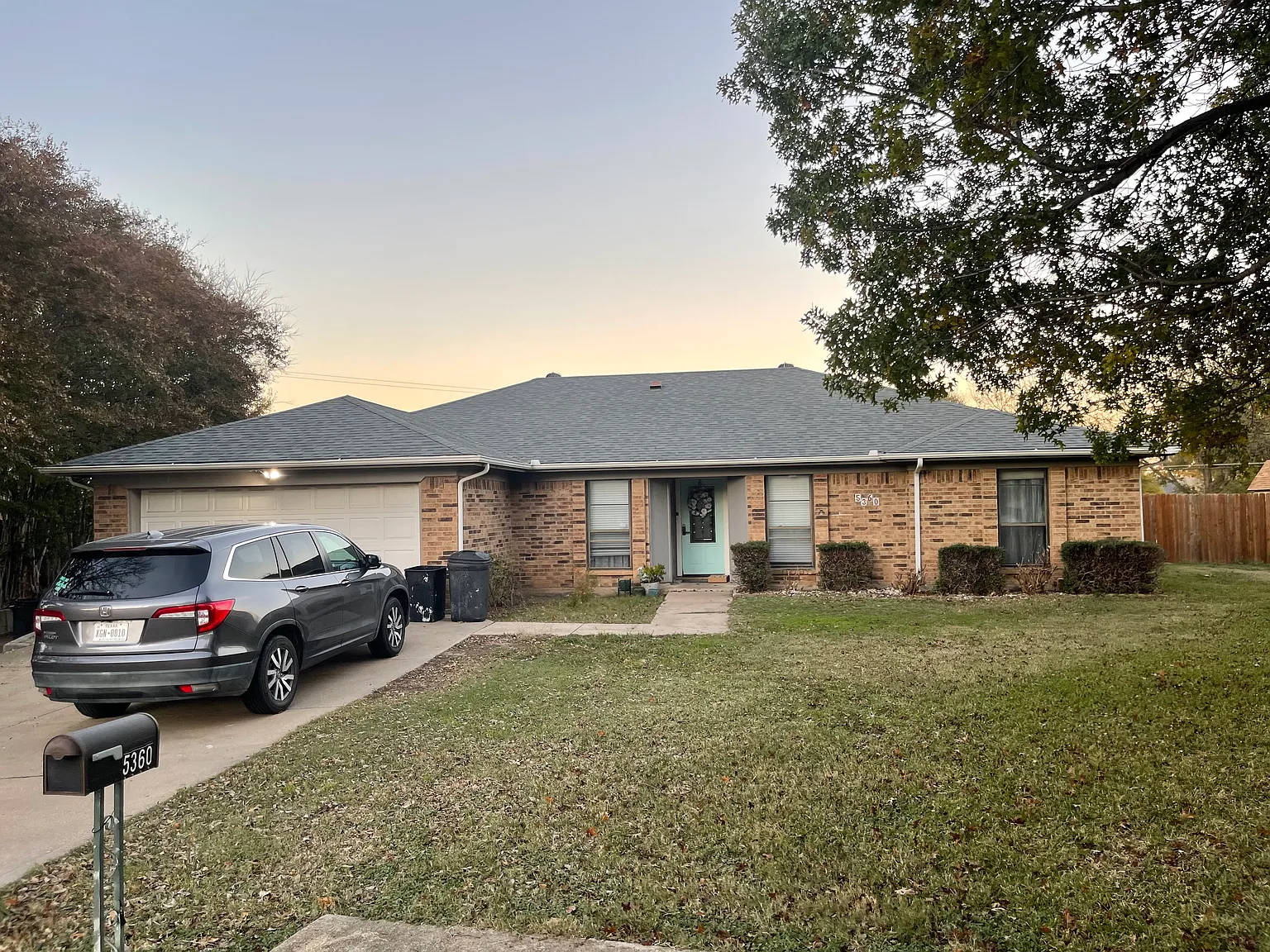 4 bed, 1950 sqft, $2,500 — Photo 1