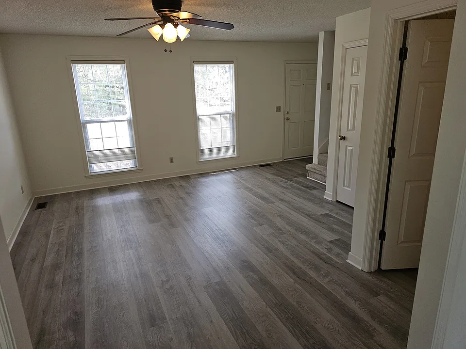 148 Standard Warehouse Rd #148C