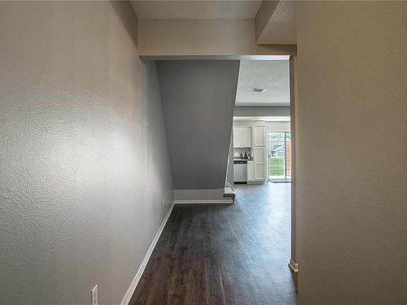 3rd image of 5704 NW Moonlight Meadow Ct