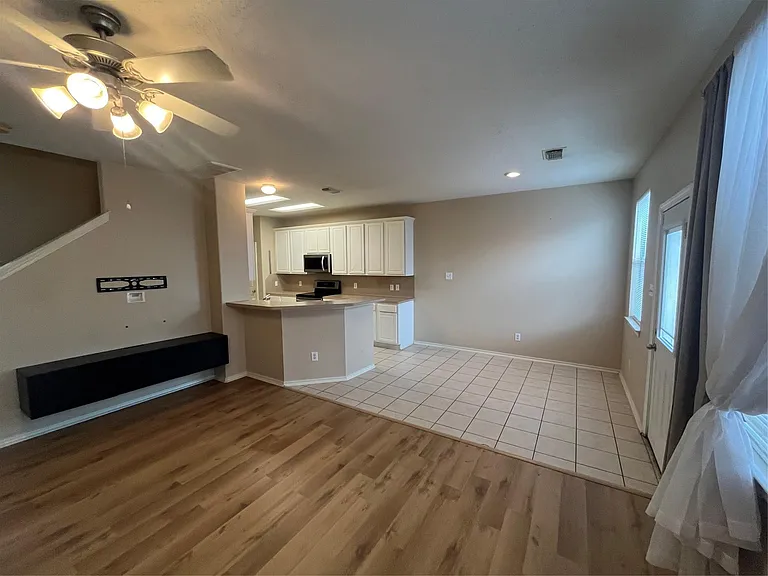 8917 Elm Drake Ln — Photo 3