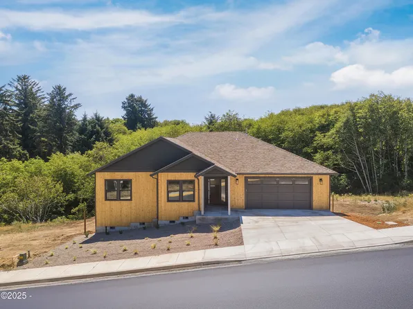 2622 NE 51st Ct, Lincoln City, OR 97367