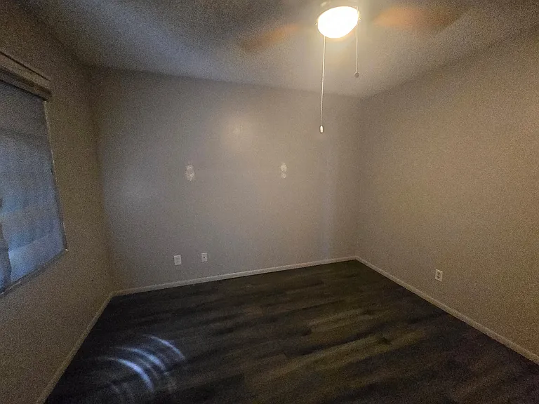 2932 E Pershing Ave — Photo 10