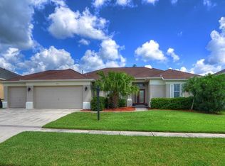 5122 Coopers Hawk Ct, Valrico, FL 33596