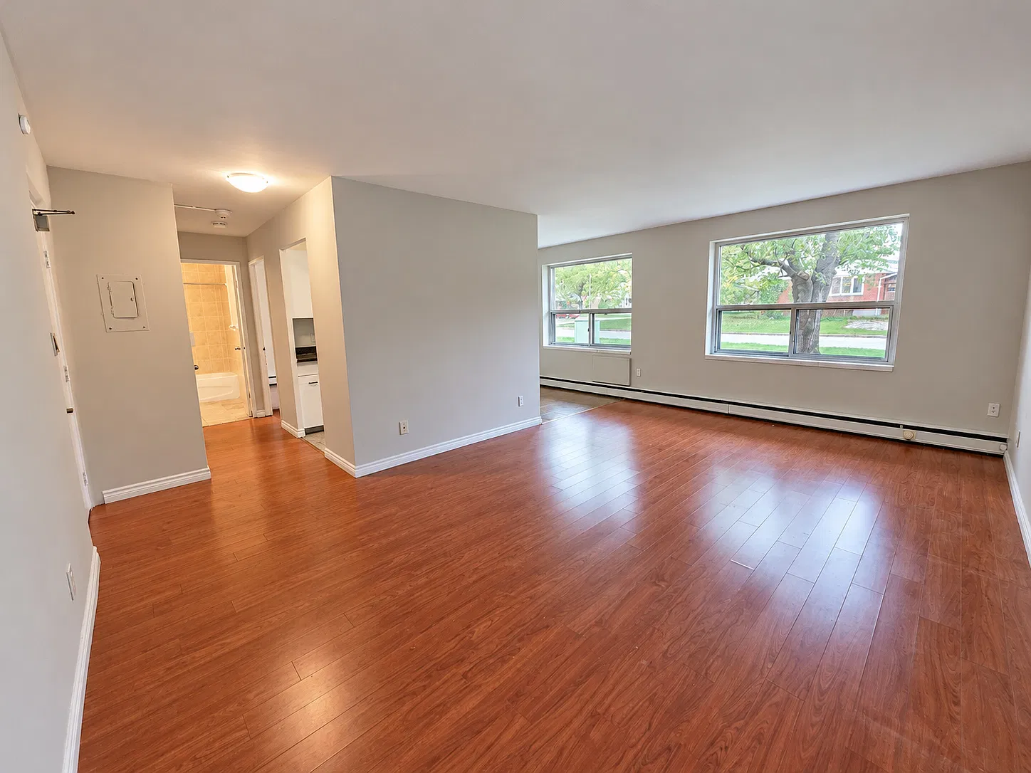 620 Berkshire Rd — Photo 3