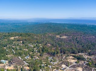 12 Pine Hill Dr, Santa Cruz, CA 95060
