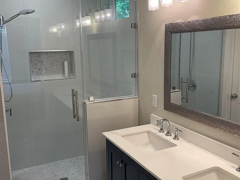 11931 Lakeview Manor Dr — Photo 6