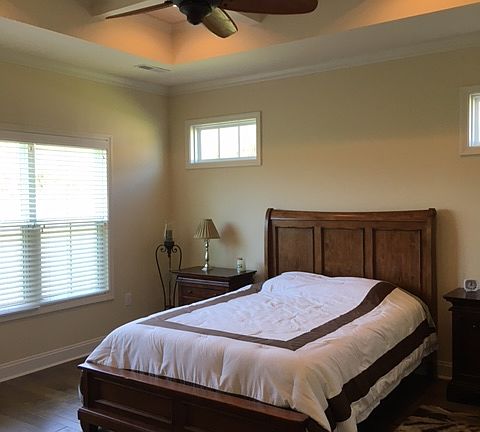 5th image of 210 Savannah Dr NE