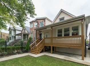 2920 W Belden Ave, Chicago, IL 60647